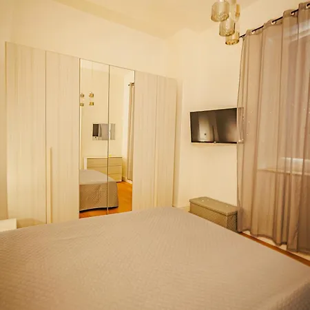Attracco Daire Trapani